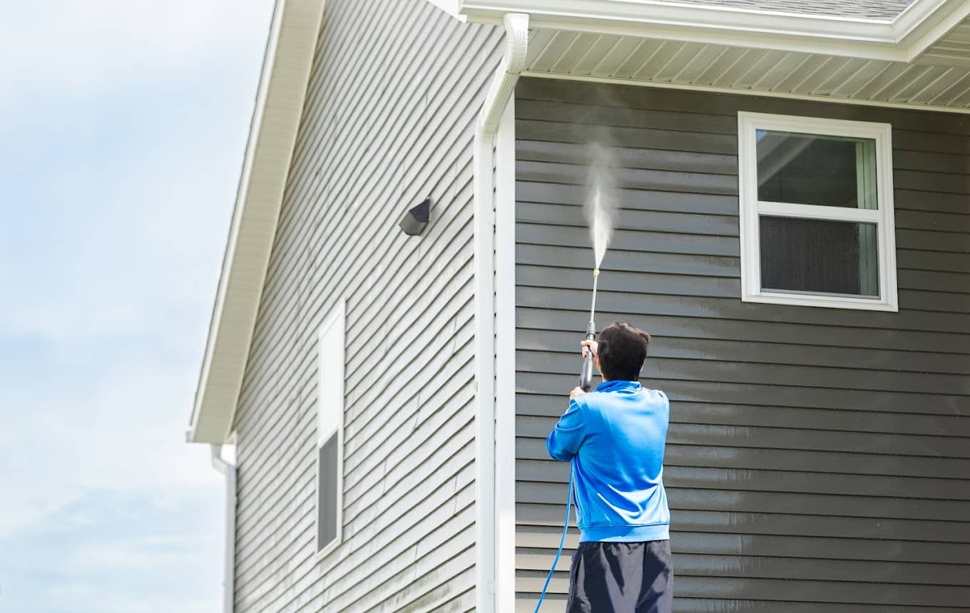 House Washing in Bay Island FL